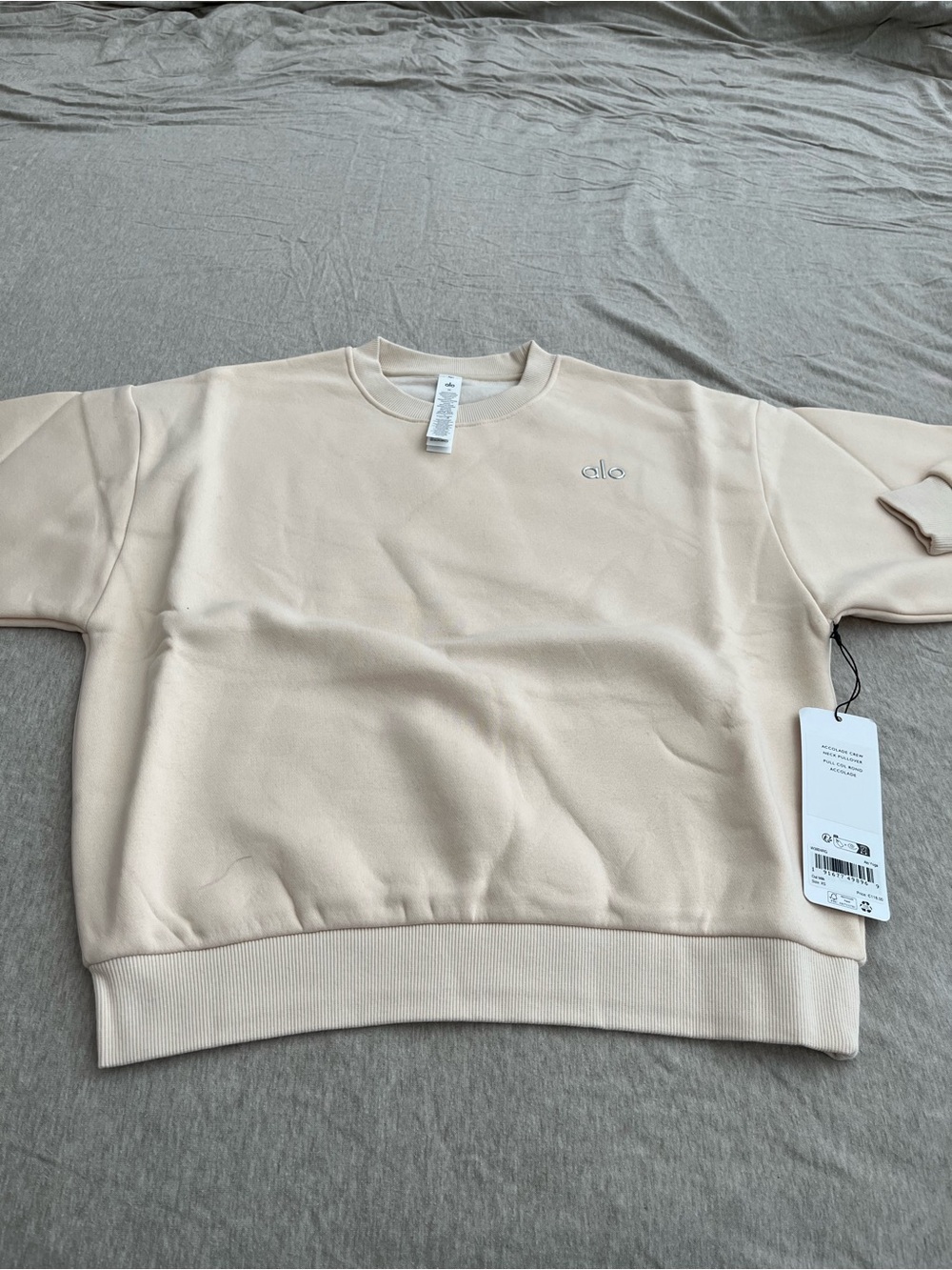 ALO Yoga Crewneck Sweatshirt in Light Cream